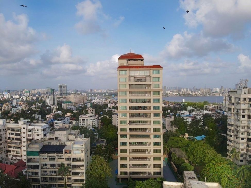 Raheja Bay BKC Properties