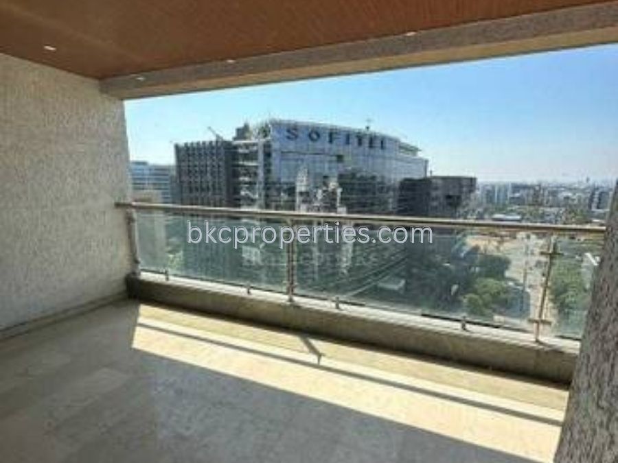 Sunteck Signia Isles BKC Properties-0001